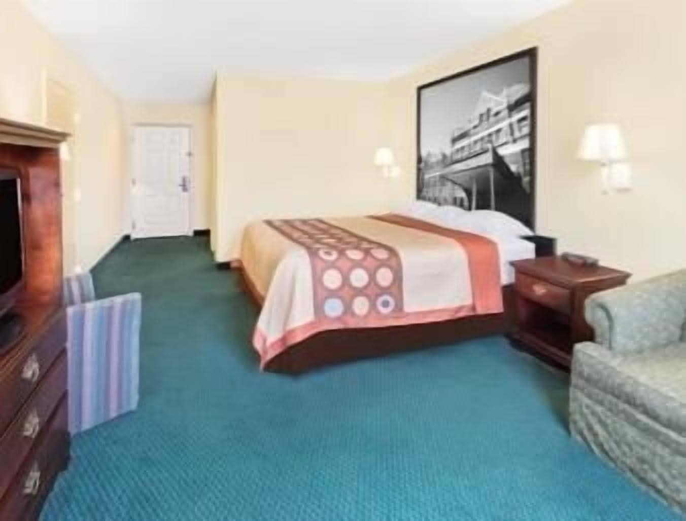 Super 8 By Wyndham Montgomery I-65 Eksteriør billede