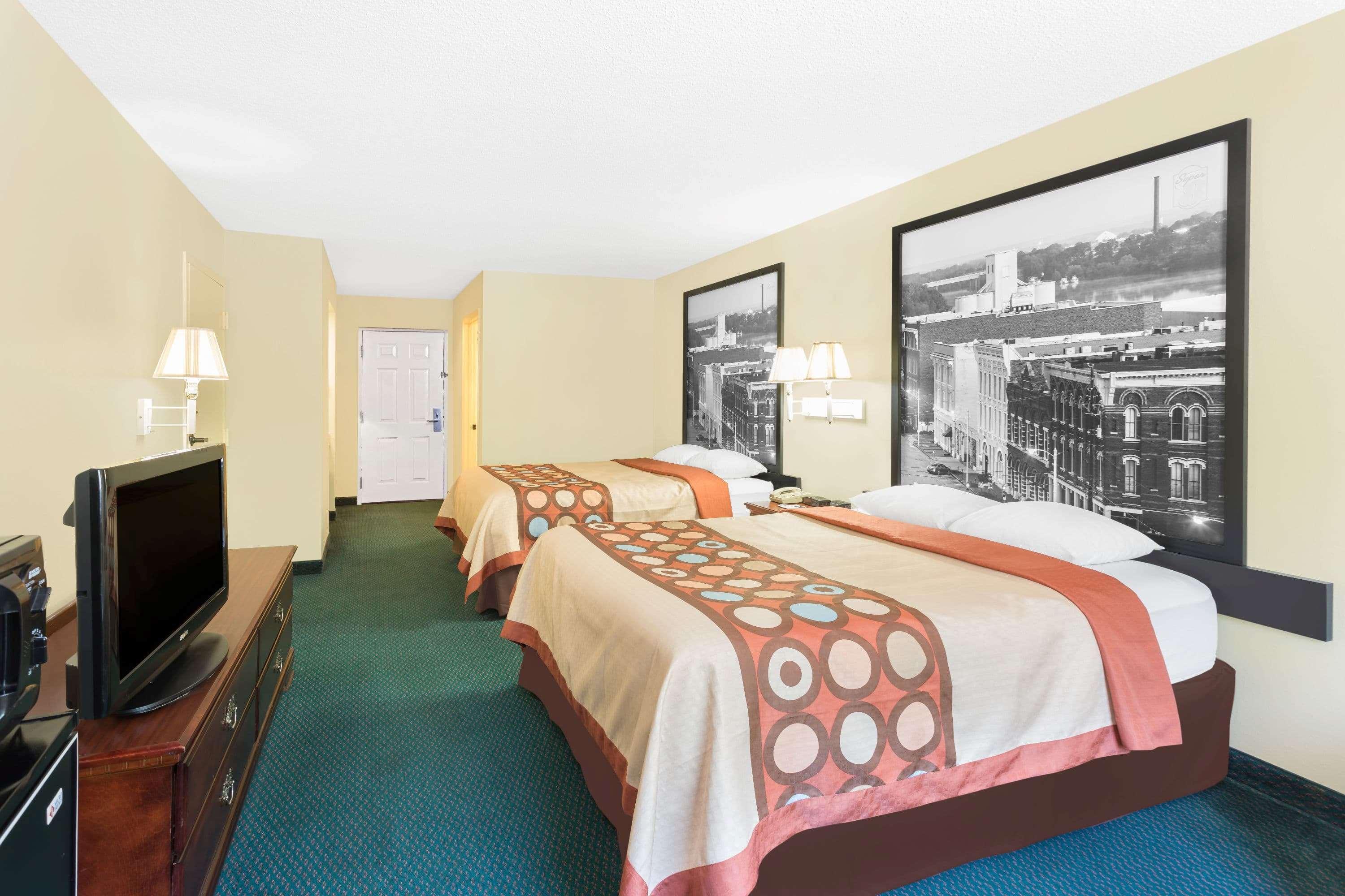 Super 8 By Wyndham Montgomery I-65 Eksteriør billede